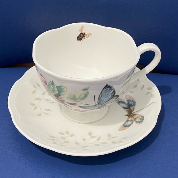 Lenox Butterfly Meadow Blue Butterfly cup and saucer set - Picture 2 of 11